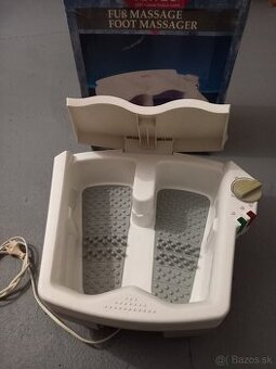 Masážny pristroj na nohy