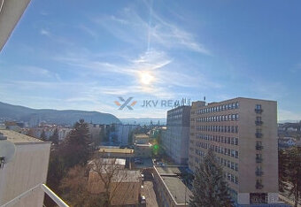 1-izbový byt so širokým výhľadom