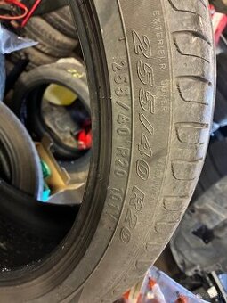 Letné Pneu Pirelli scorpion  verde