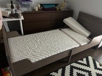 Rastúca posteľ ikea sundvik