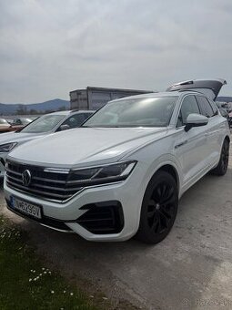 Volkswagen Touareg V8