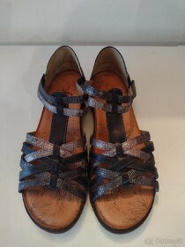 Dámske topánky Rieker, veľkosť 41, nové bez visačky.