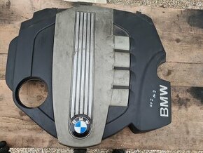 Kryt motora BMW E90 2.0 D