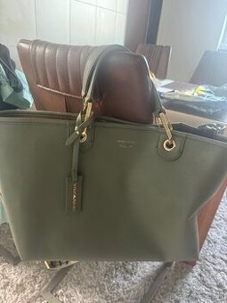 Velka taska armani original PC 270 eur ponukam za 90