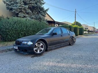 BMW E46 323i street drift