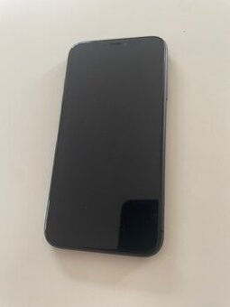 Krásny Iphone 11 64GB batéria 99 percent
