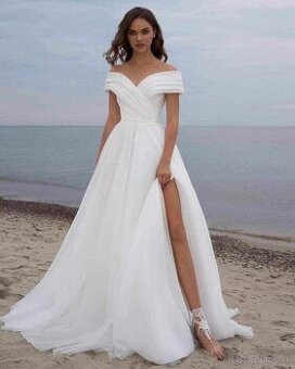 Predám nádherné hladké úplne nové svadobné šaty