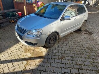 VW Polo 1,4 benzín automat