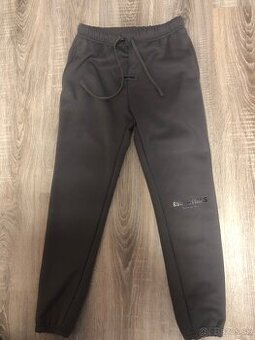 essentials teplaky reps