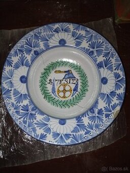 keramika - pokodený tanier