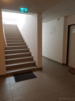 Byt na prenájom - Jána Hollého 25