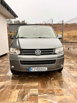 Volkswagen T6 Caravelle Combi