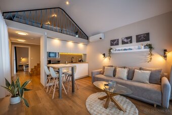 NA PREDAJ - Rekreačná chata MARINA CABIN HOUSE, Lipt. Mara