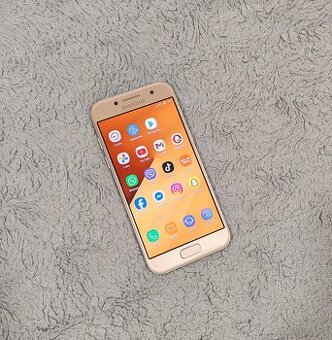 Samsung Galaxy A3 (7)