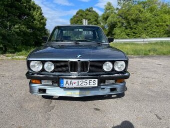 BMW E28 520i Alpina design