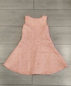 Dievčenské šaty