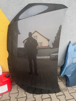 Sharan 7N kapota blatnik