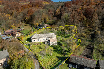 Na predaj dom s 30á. pozemkom v krásnom prostredí | Kováčová