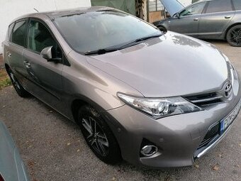 TOYOTA AURIS 1.6 VALVEMATIC