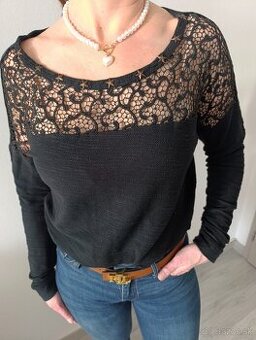 Krásna dámska mikina Only ...veľ. M