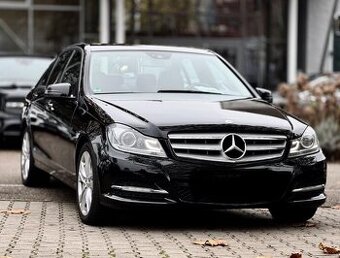 ROZPREDAM MERCEDES C W204