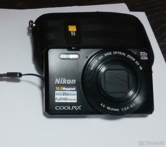 Nikon S7000