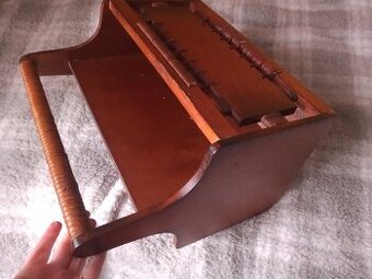 debna s ruckou drevena