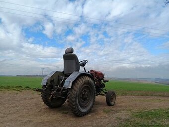 RS-09 Traktor 1965