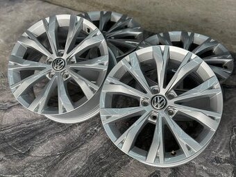 Originál Volkswagen r17 model Montana