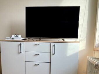 Predám Samsung Smart TV UE43AU9082