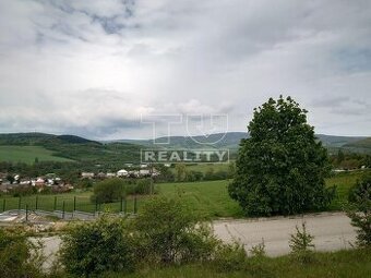 Pozemok na výstavbu rodinného domu s nádherným výhľadom...