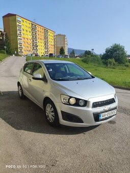 Chevrolet AVEO 2012