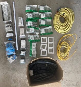 Elektro material zo stavby - istice,prudovy chranic,zasuvky