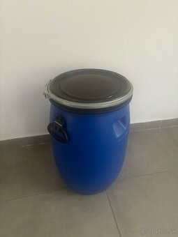 Predam potravinarske sudy 25L