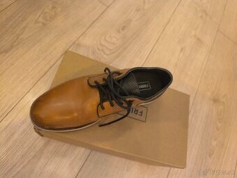 Detské hnedé chlapčenské topánky - veľkosť 34