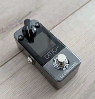 TC Electronic Ditto+ Looper - Gitarovy efekt pedal