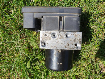 ABS riadiaca jednotka/hydroblok Citroen C5 I 2004-2008