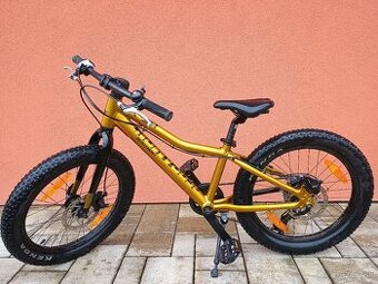 Neprehliadnuteľný zlatý bicykel 20"