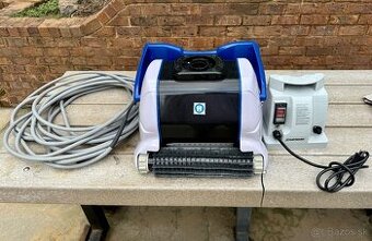 Robotický vysávač bazénov Hayward TigerShark QC