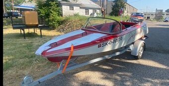 motorový čln Jasmínka