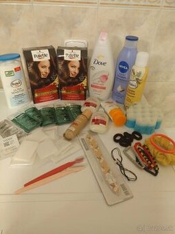 MEGA damsky balik velk 46 + drogeria + bižutka