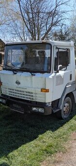 Kúpim kabínu na Nissan Eco T100 1998