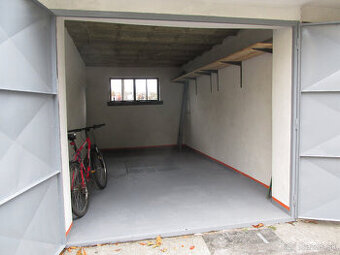 Garáž na Nábreží - 1