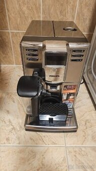 Plnoautomatický kávovar Philips