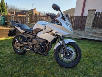 Yamaha XJ6 Diversion