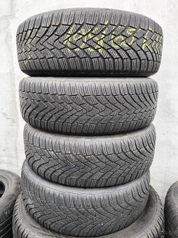 Predám gumy 195/65 R15 Continental winter contact