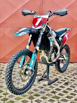 Kawasaki KXF 250 - 2011