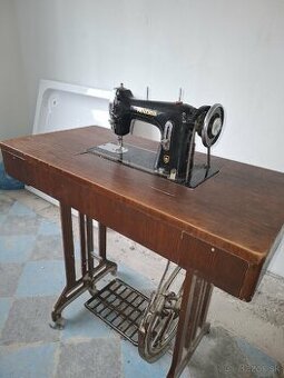 Predám šijací stroj