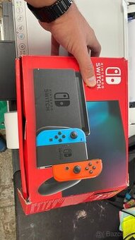 Nintendo switch + 3 hry