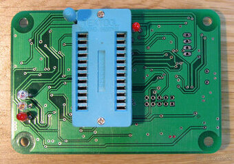 Predám programátor EPROM,PROM,MCS8748 a GAL